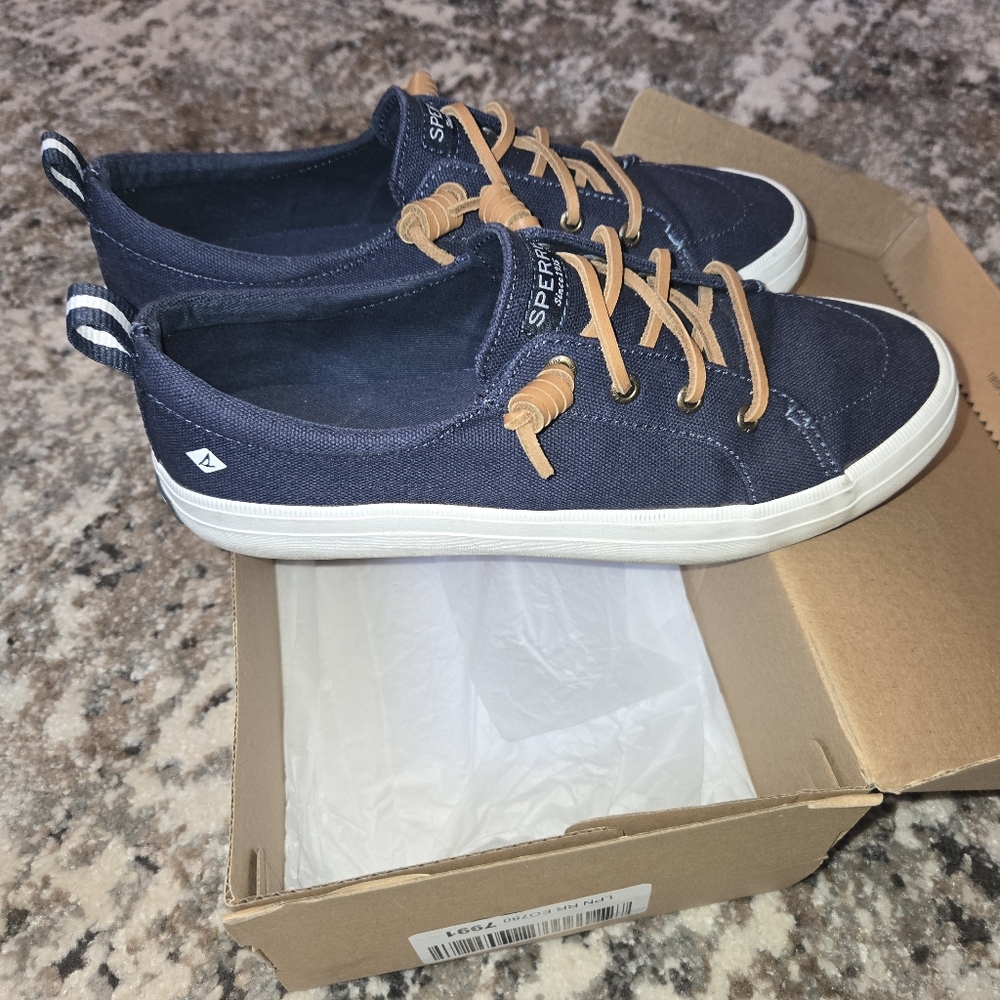 Sperry Women's Crest Vibe Sneakers Sz 8 Boat Shoes Slip Ons, Navy Sneakers Shoes